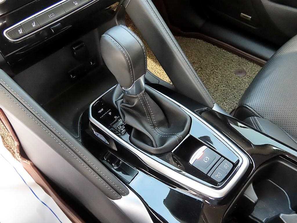 SAMSUNG QM6 - Vista 10