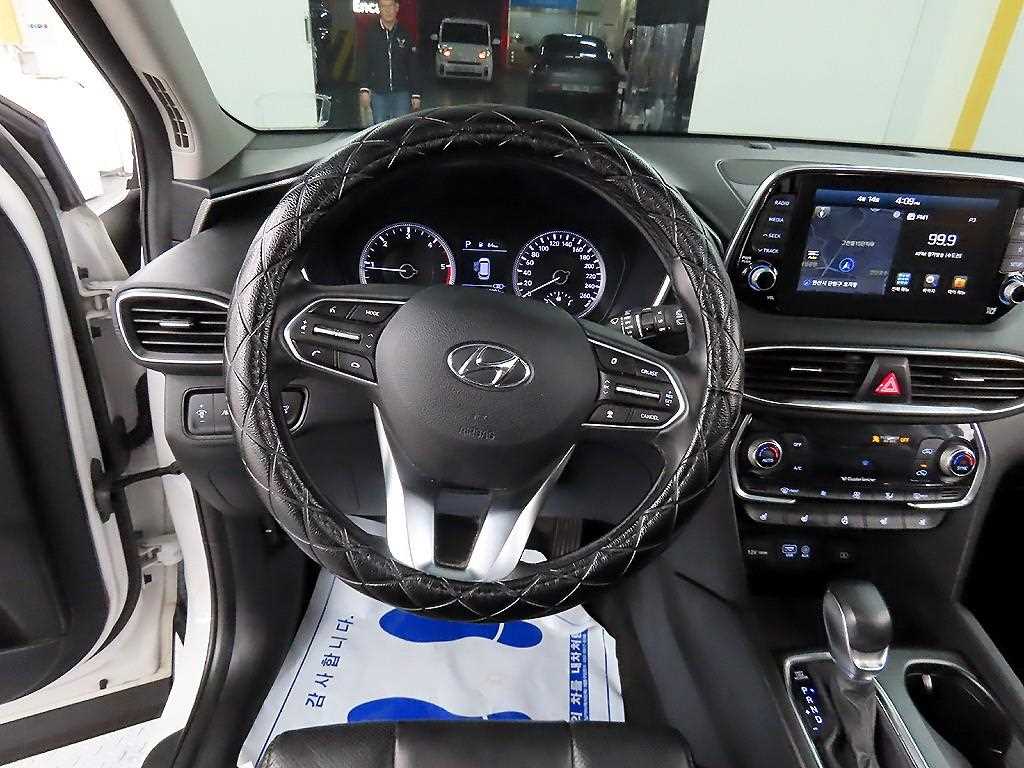 HYUNDAI Santa Fe - Vista 9