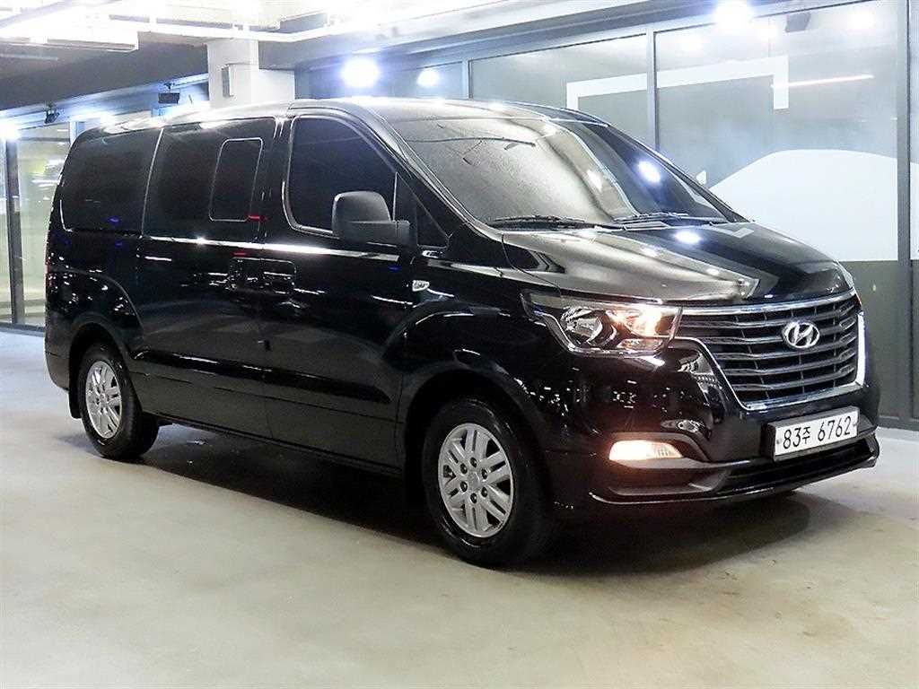 HYUNDAI Starex 2020 Negro - Importación desde Corea - HF Imports Iquique - Foto 1