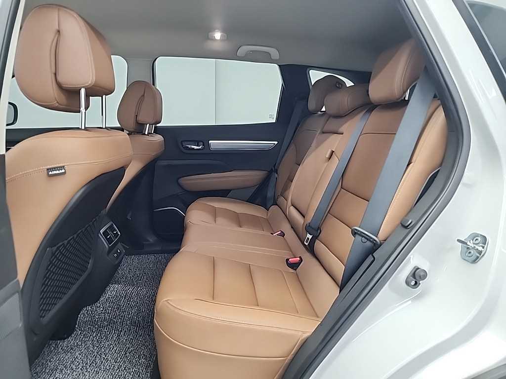 SAMSUNG QM6 - Vista 12