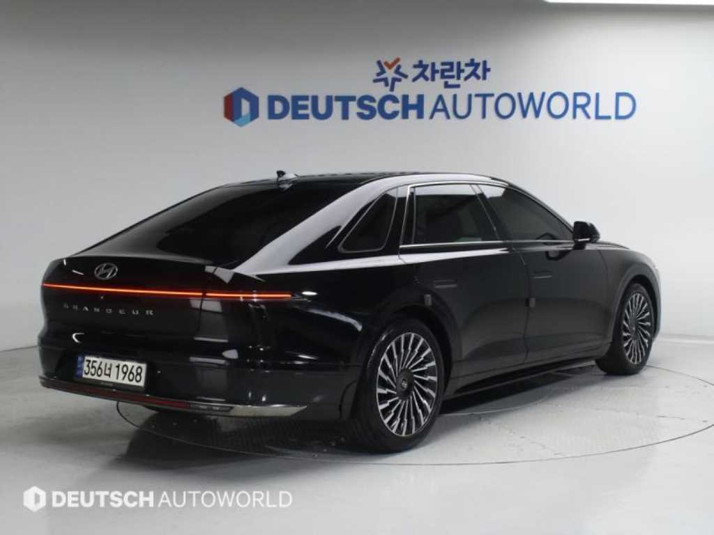 HYUNDAI Grandeur - Vista 2