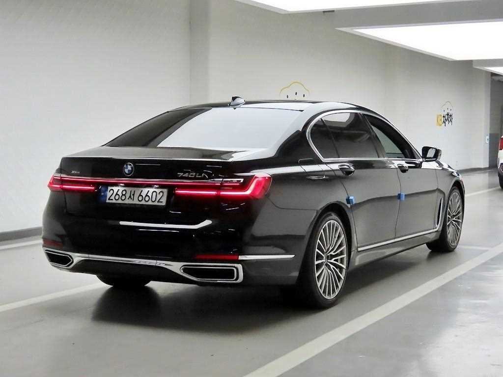 BMW 7 Series - Vista 4