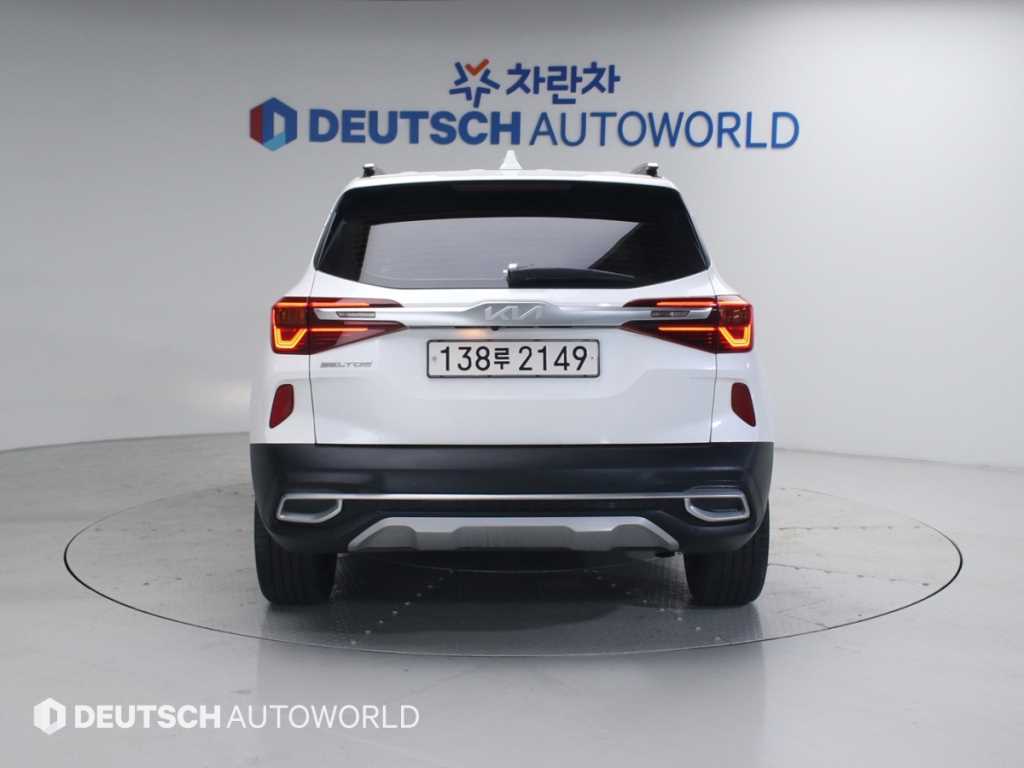 KIA Seltos - Vista 4