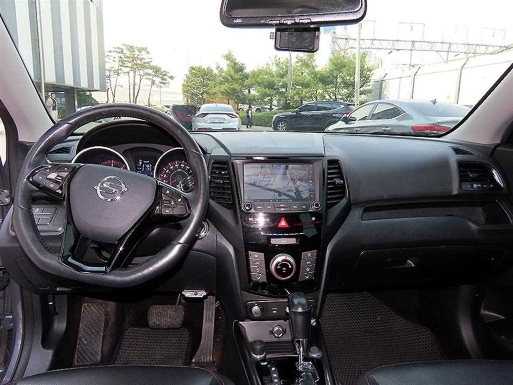 Ssangyong Tivoli - Vista 7