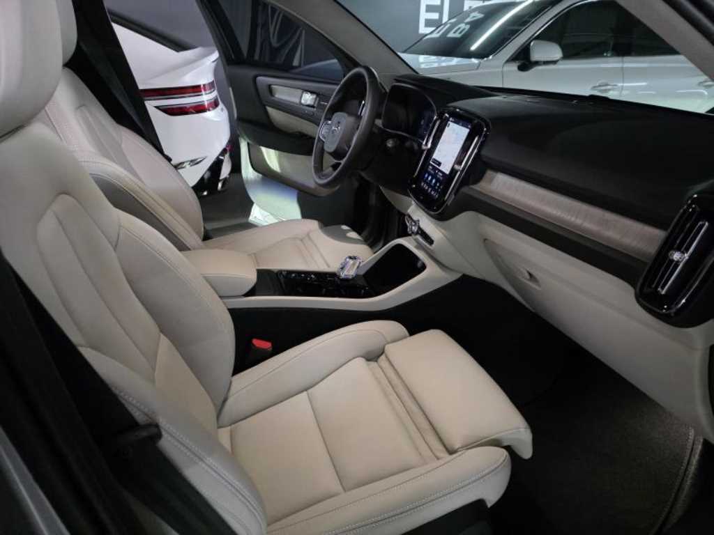 Volvo XC40 - Vista 12