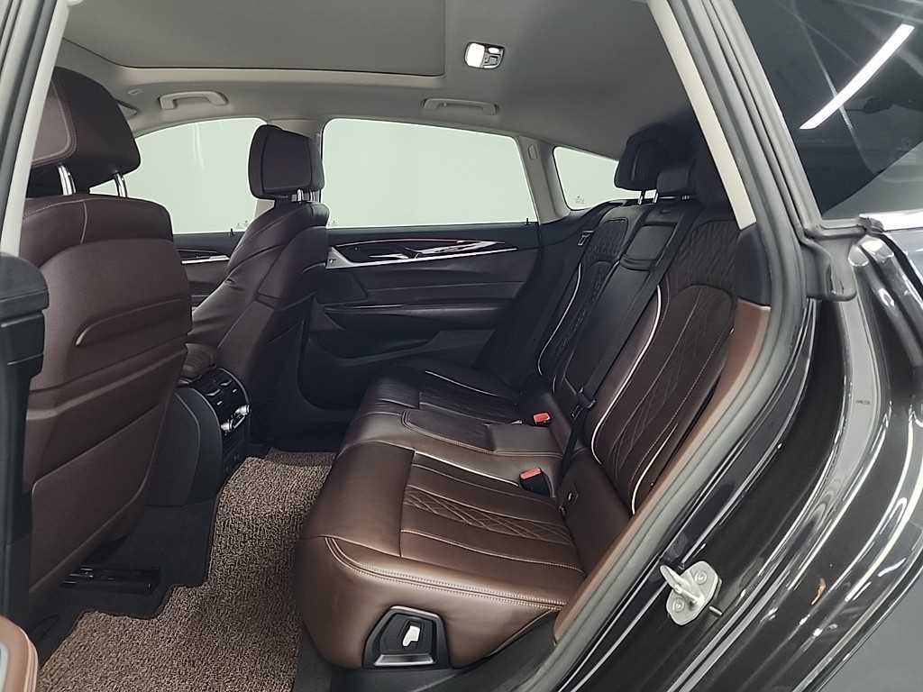 BMW Gran Turismo - Vista 12