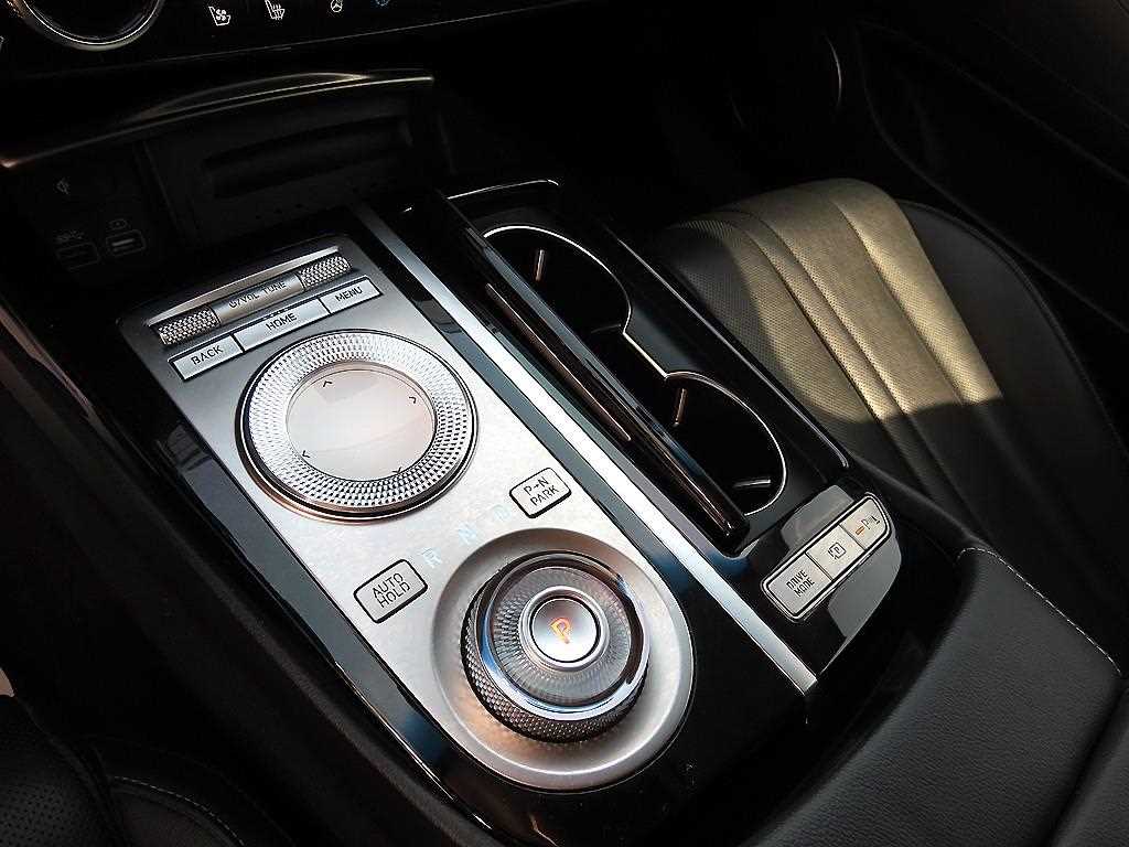 Genesis G80 - Vista 11