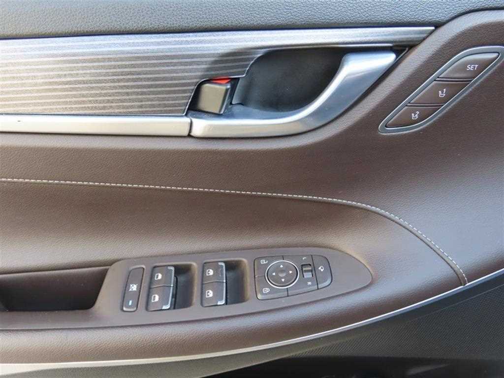 HYUNDAI Grandeur - Vista 6