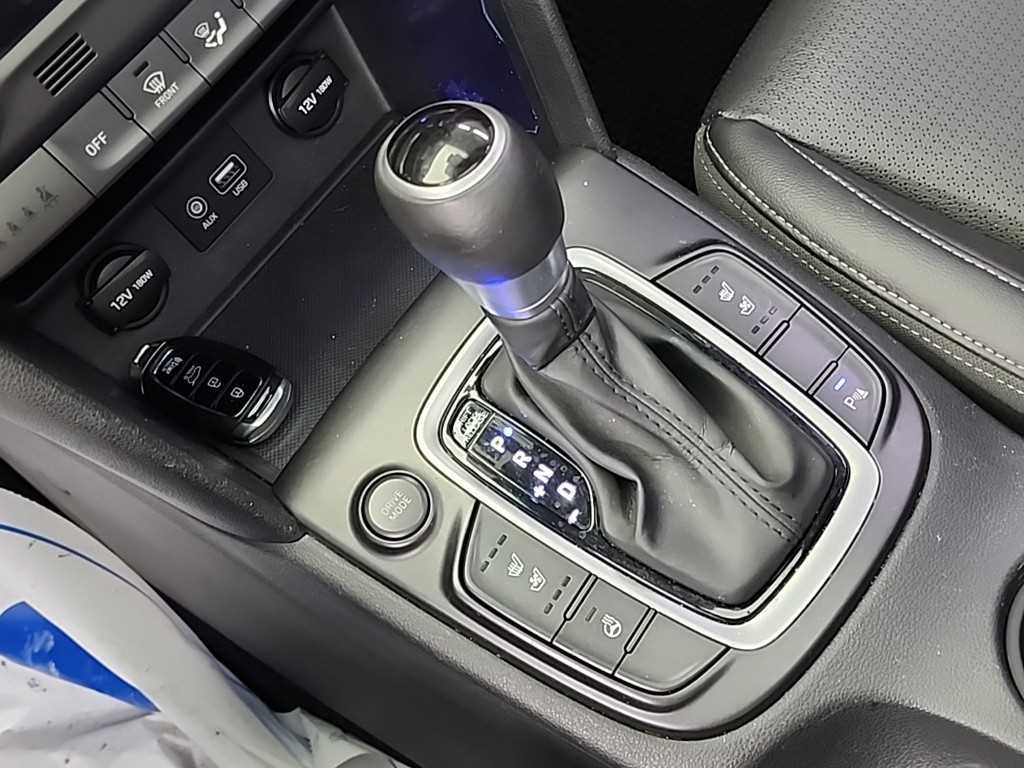 HYUNDAI Kona - Vista 8