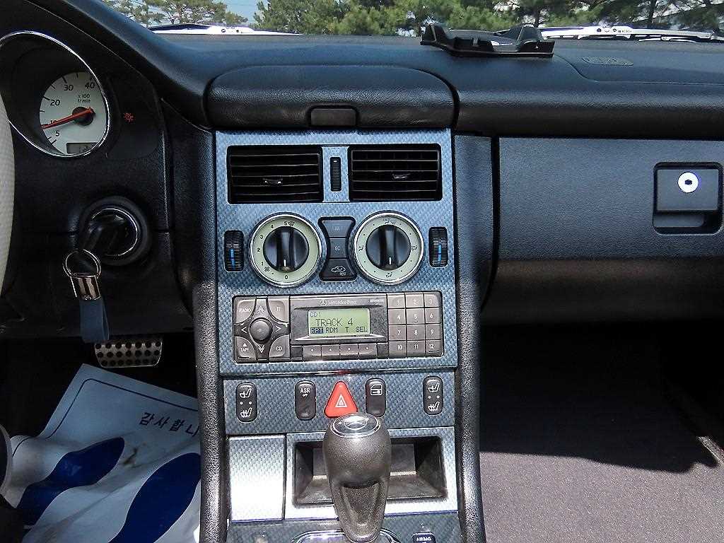 Mercedes Benz SLK Class 2001 Gris - Importación desde Corea - HF Imports Iquique - Foto 15