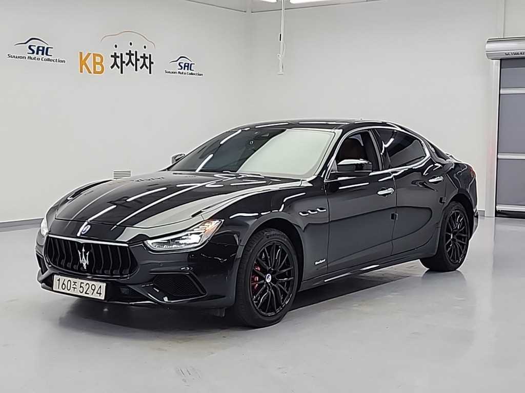 Maserati Ghibli 2018 Negro - Importación desde Corea - HF Imports Iquique - Foto 1
