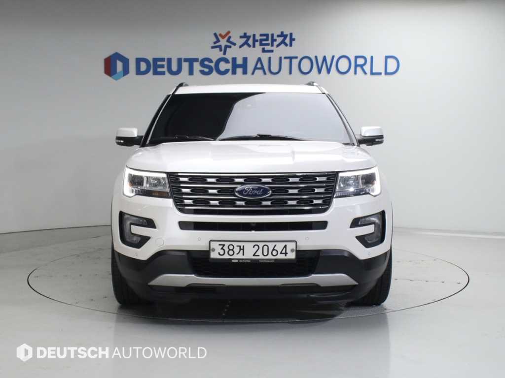 Ford Explorer - Vista 3