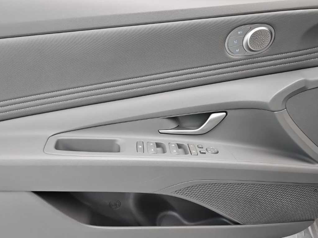 HYUNDAI Avante 2024 Gris - Importación desde Corea - HF Imports Iquique - Foto 16