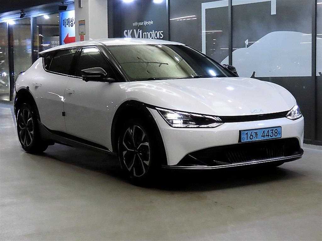 KIA EV6 2022 Blanco - Importación desde Corea - HF Imports Iquique - Foto 1