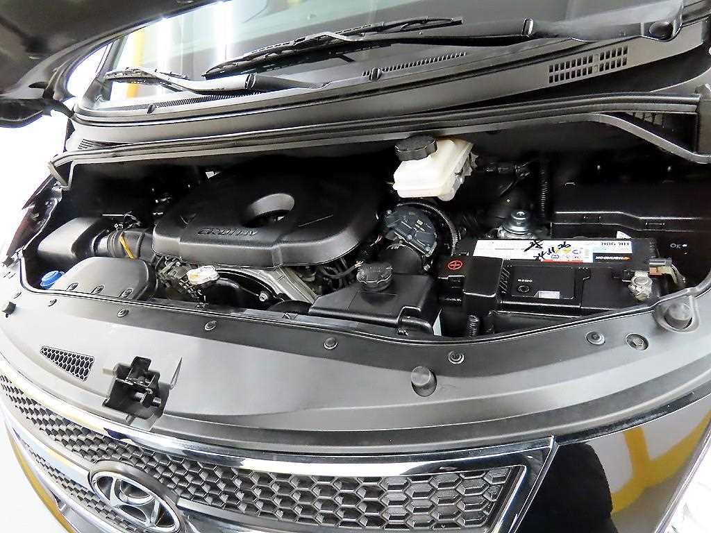 HYUNDAI Starex 2015 Negro - Importación desde Corea - HF Imports Iquique - Foto 19