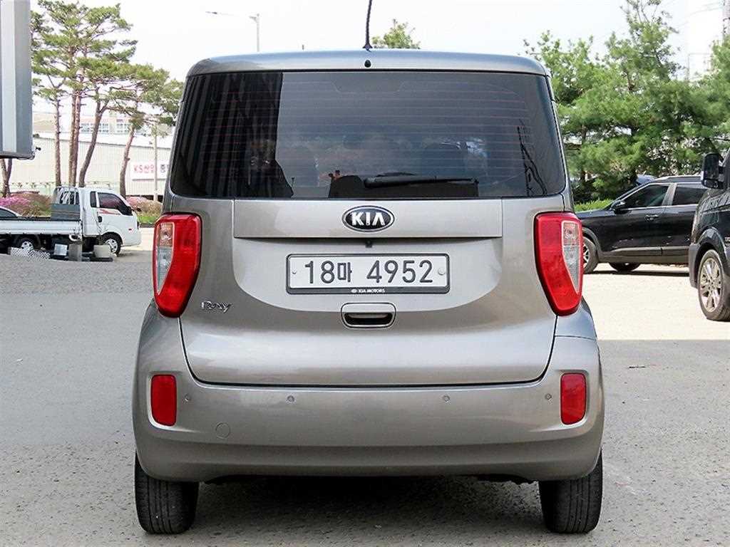 KIA Ray - Vista 4