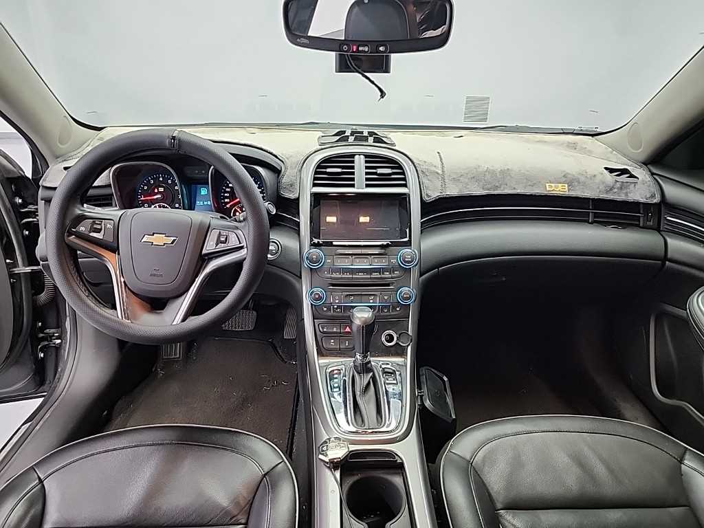 Chevrolet Malibu - Vista 7