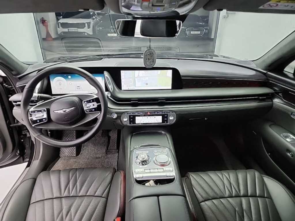 Genesis G90 - Vista 7