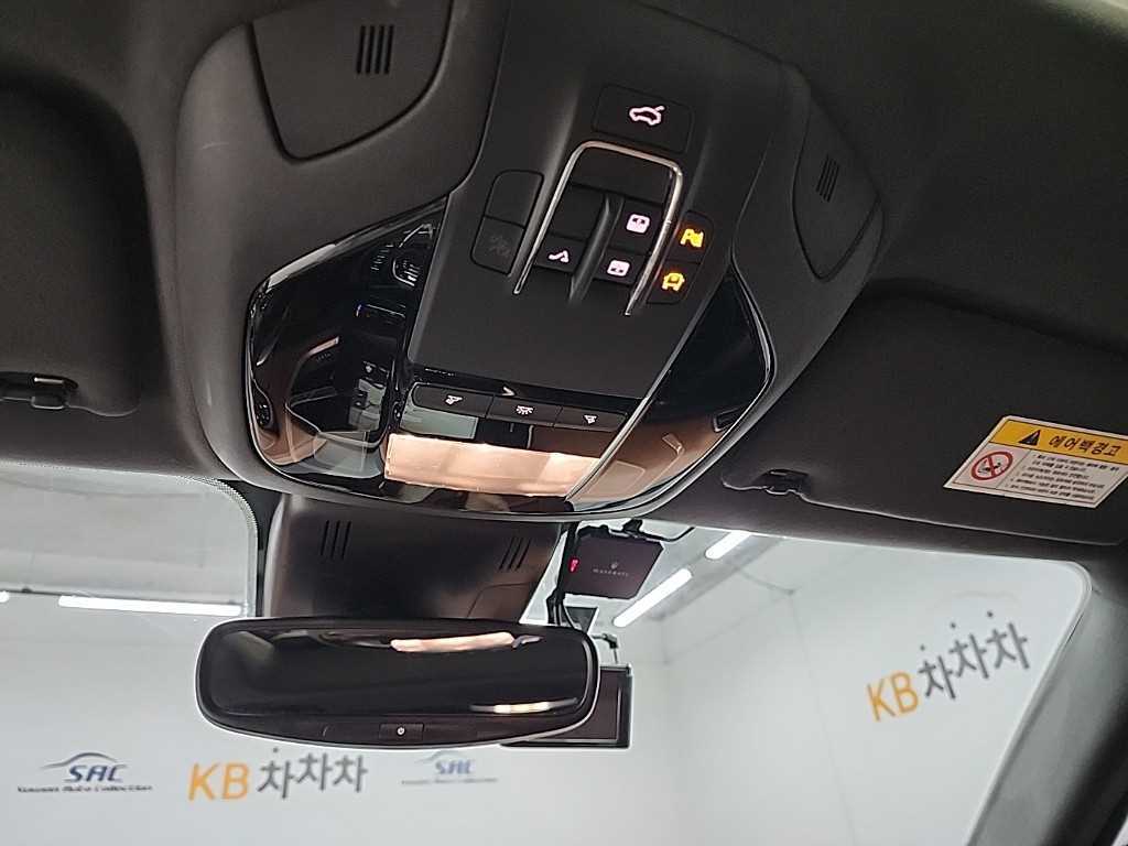 Maserati Ghibli 2018 Negro - Importación desde Corea - HF Imports Iquique - Foto 17