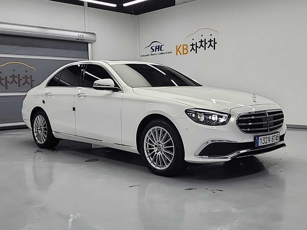 Mercedes Benz E class 2023 Blanco - Importación desde Corea - HF Imports Iquique - Foto 1