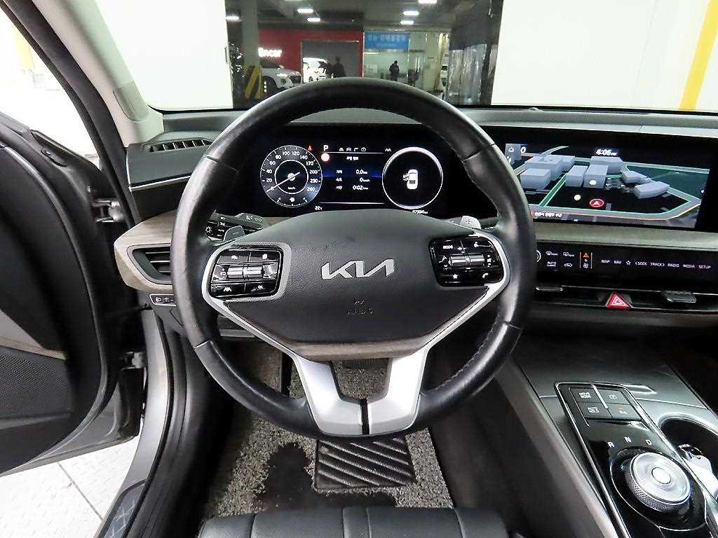 KIA K8 - Vista 9