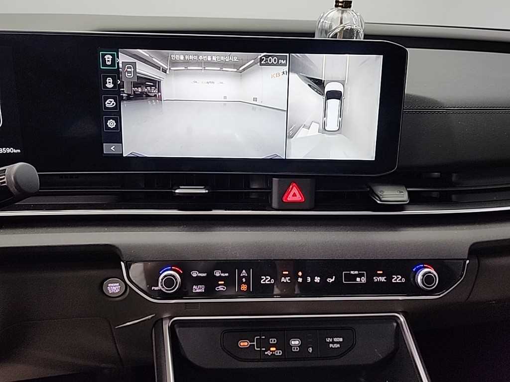 KIA Carnival - Vista 10