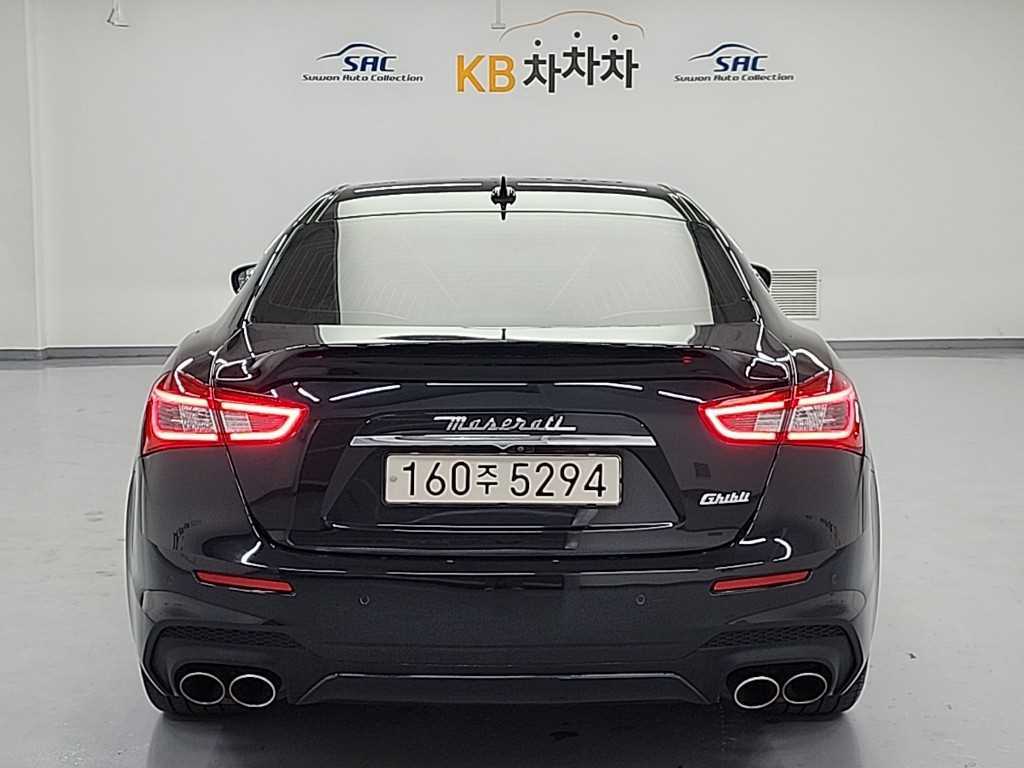 Maserati Ghibli - Vista 3
