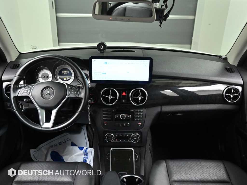 Mercedes Benz GLK Class - Vista 7