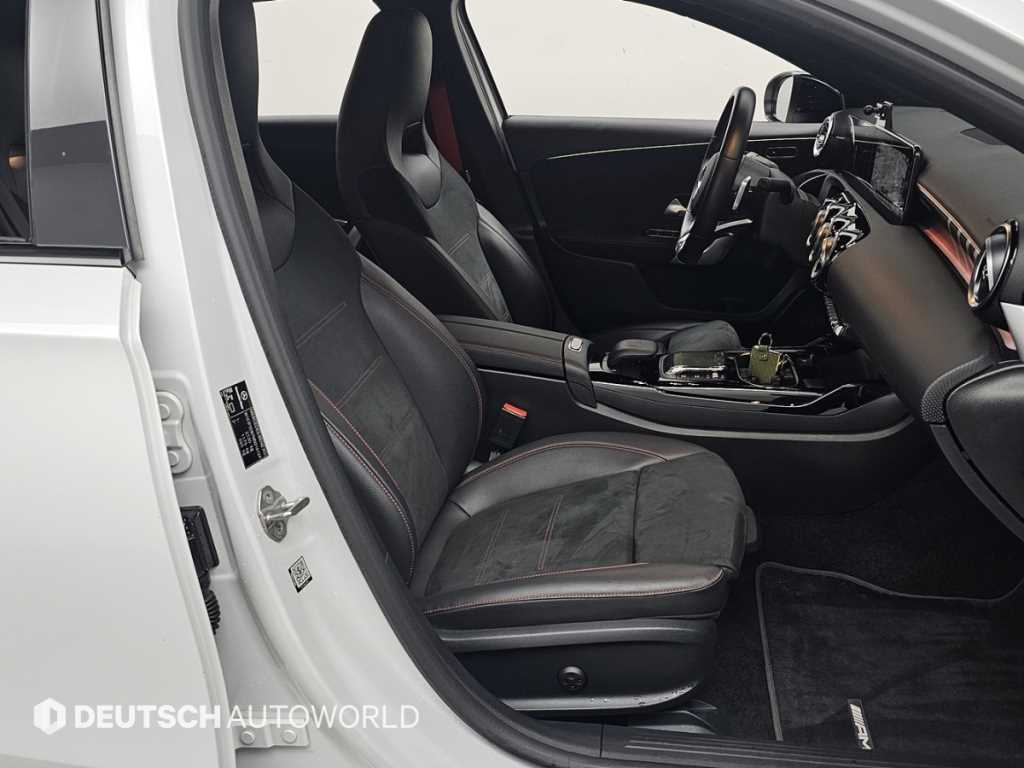 Mercedes Benz A Class - Vista 10