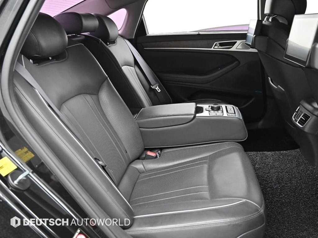 Genesis G80 - Vista 12