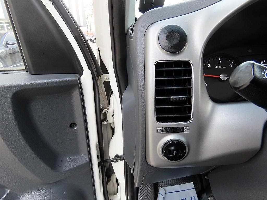 Small Truck Freezer Box(High Deck) 2019 Blanco - Importación desde Corea - HF Imports Iquique - Foto 14