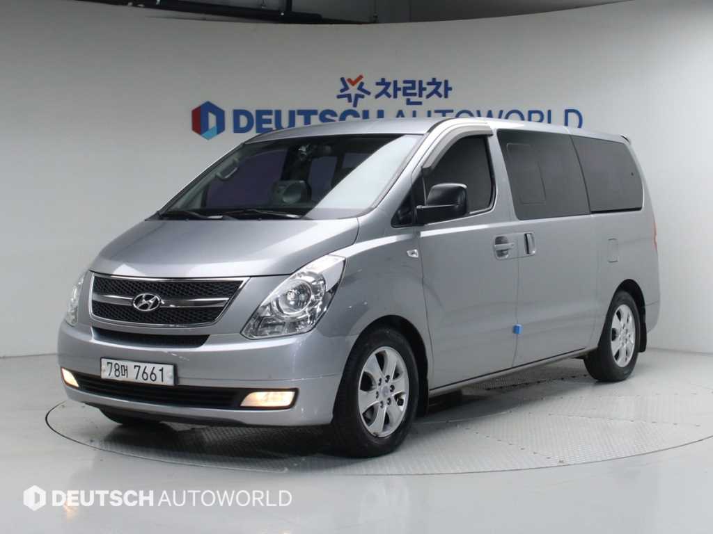 HYUNDAI Starex 2015 Plateado - Importación desde Corea - HF Imports Iquique - Foto 1