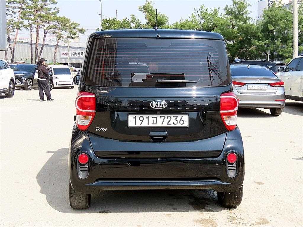KIA Ray - Vista 4
