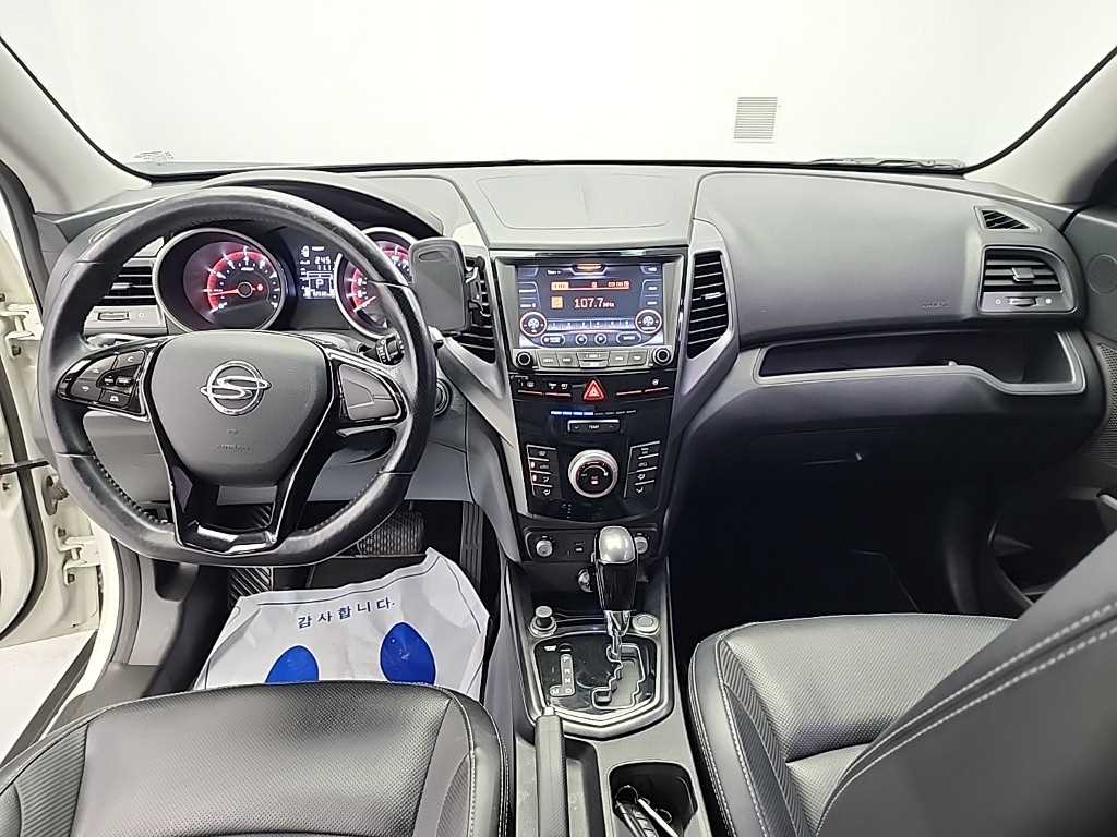 Ssangyong Tivoli - Vista 7