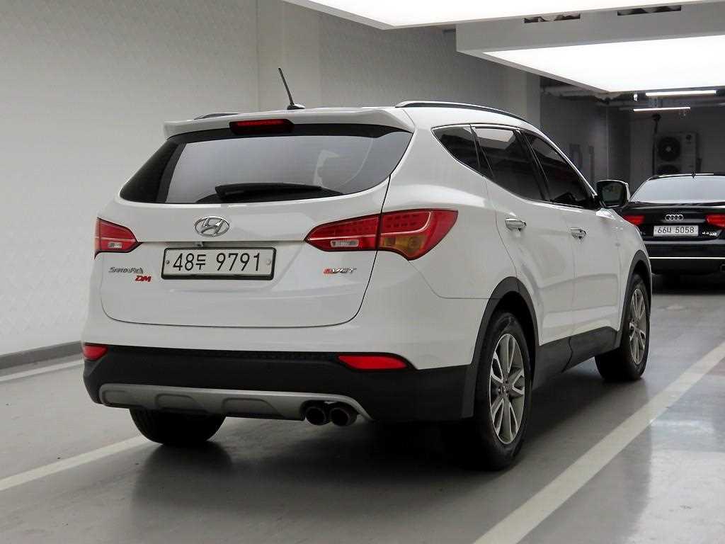 HYUNDAI Santa Fe - Vista 4