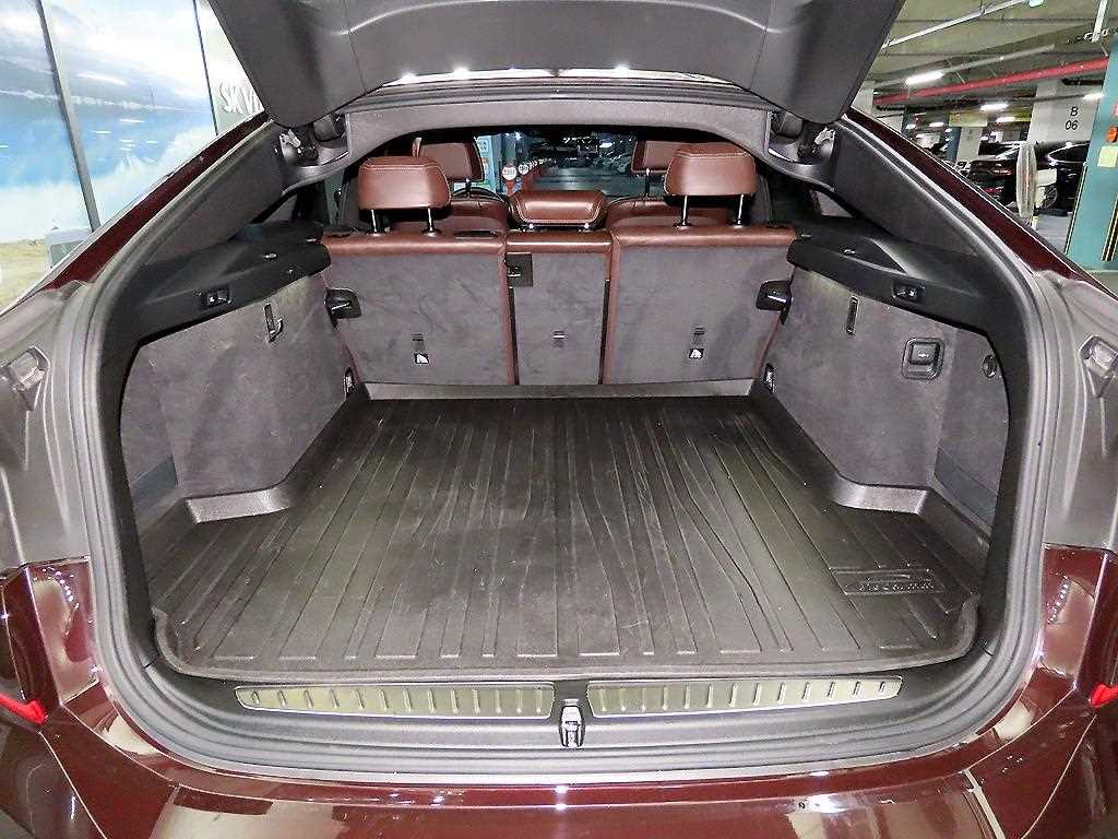 BMW Gran Turismo 2020 Rojo - Importación desde Corea - HF Imports Iquique - Foto 17