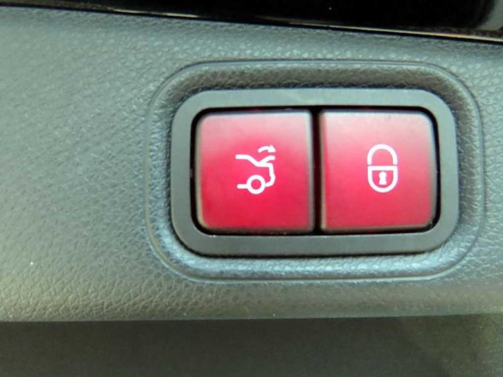 Mercedes Benz E class 2021 Negro - Importación desde Corea - HF Imports Iquique - Foto 16