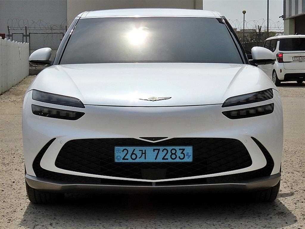Genesis GV60 2022 Blanco - Importación desde Corea - HF Imports Iquique - Foto 1