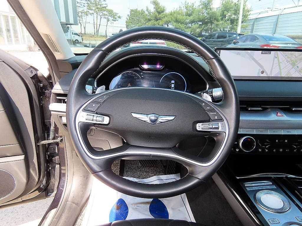 Genesis G80 - Vista 8