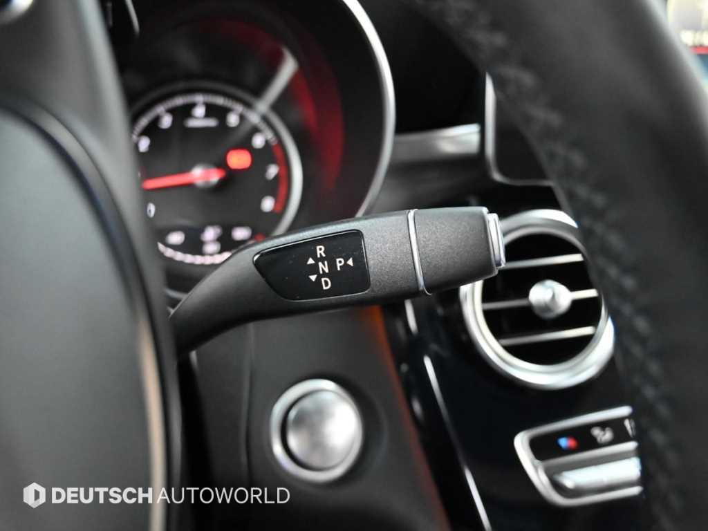 Mercedes Benz GLC Class - Vista 9