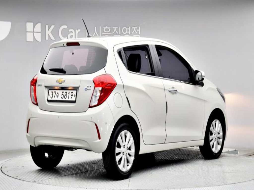 Chevrolet Spark - Vista 2