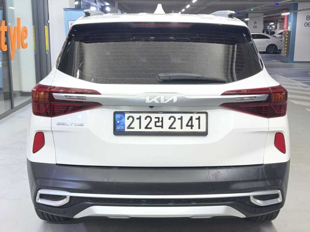KIA Seltos - Vista 5