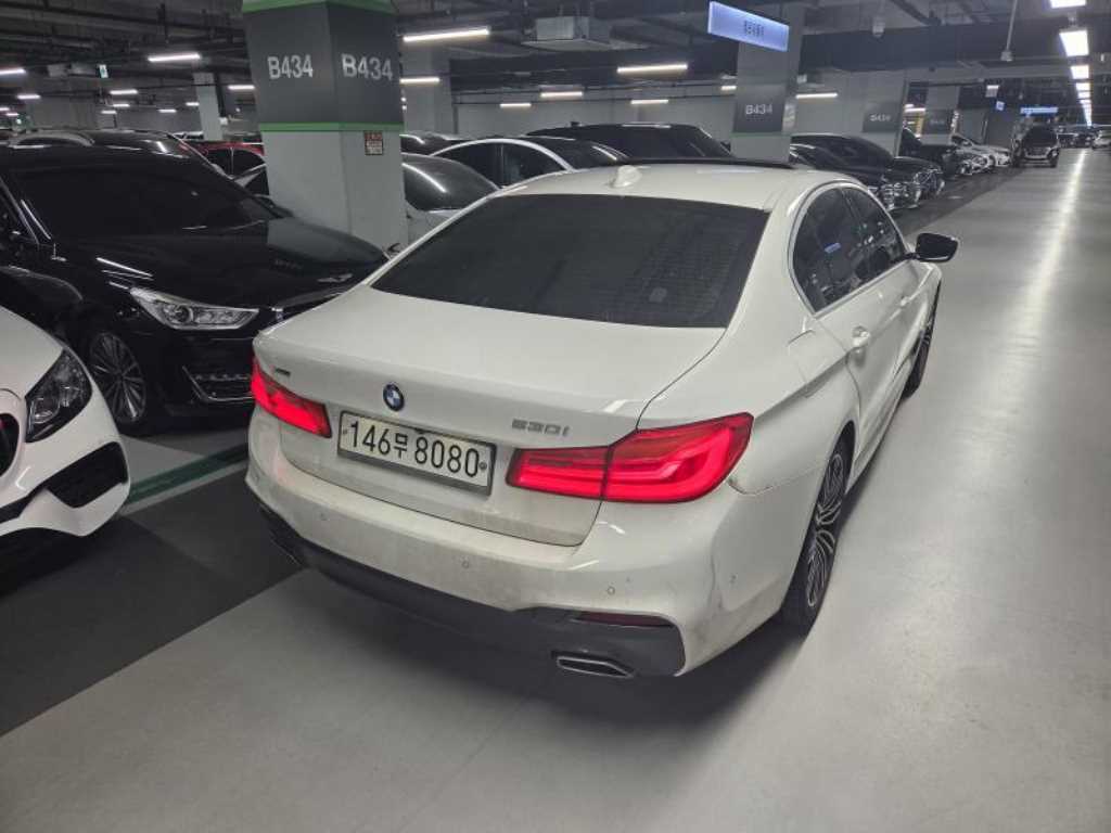 BMW 5 Series - Vista 2