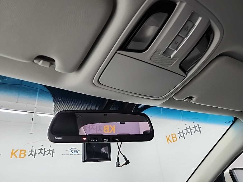 KIA K7 2017 Blanco - Importación desde Corea - HF Imports Iquique - Foto 17