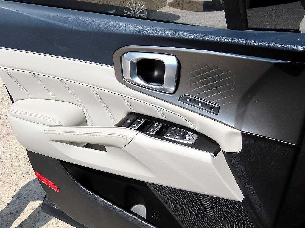 KIA Sorento - Vista 11