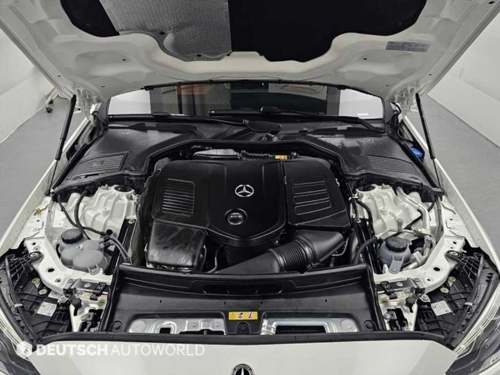 Mercedes Benz C Class - Vista 6