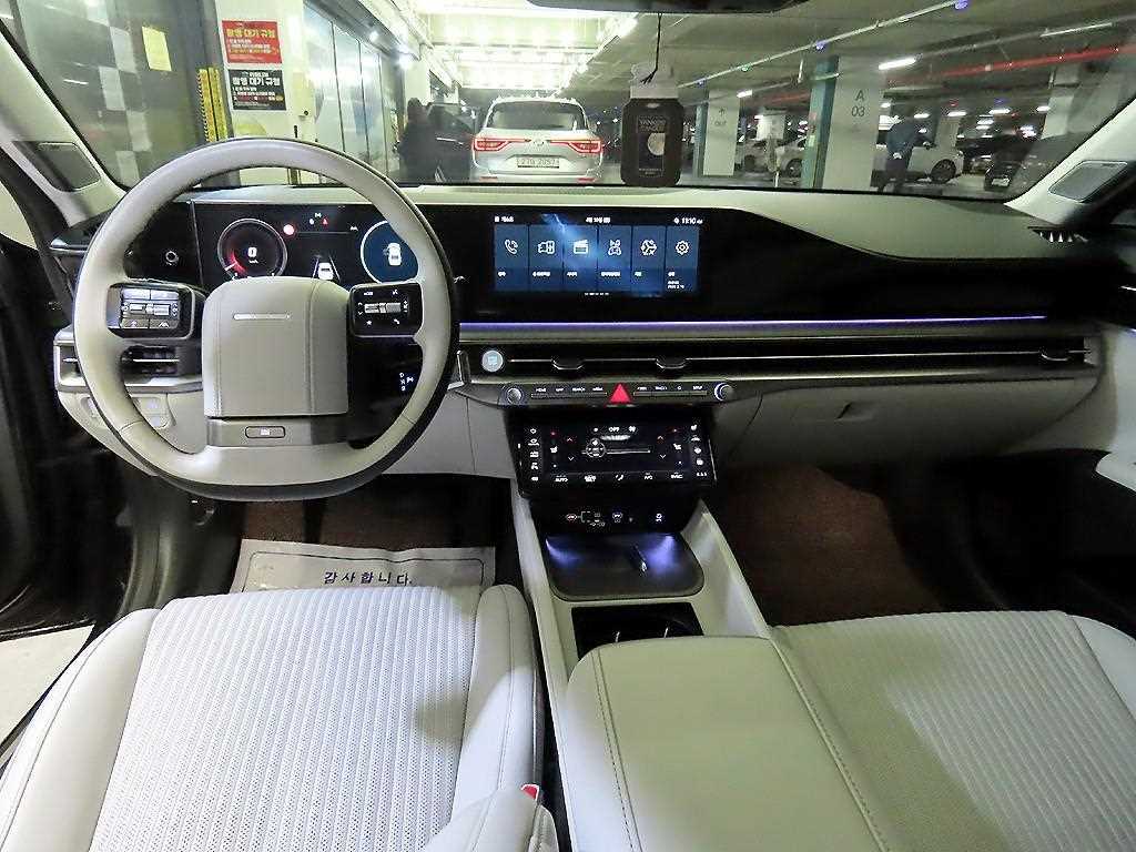 HYUNDAI Grandeur - Vista 10