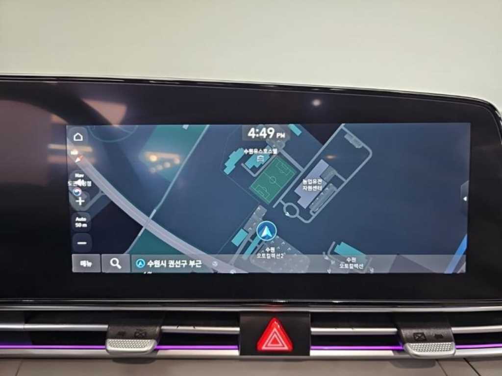 HYUNDAI Avante - Vista 9