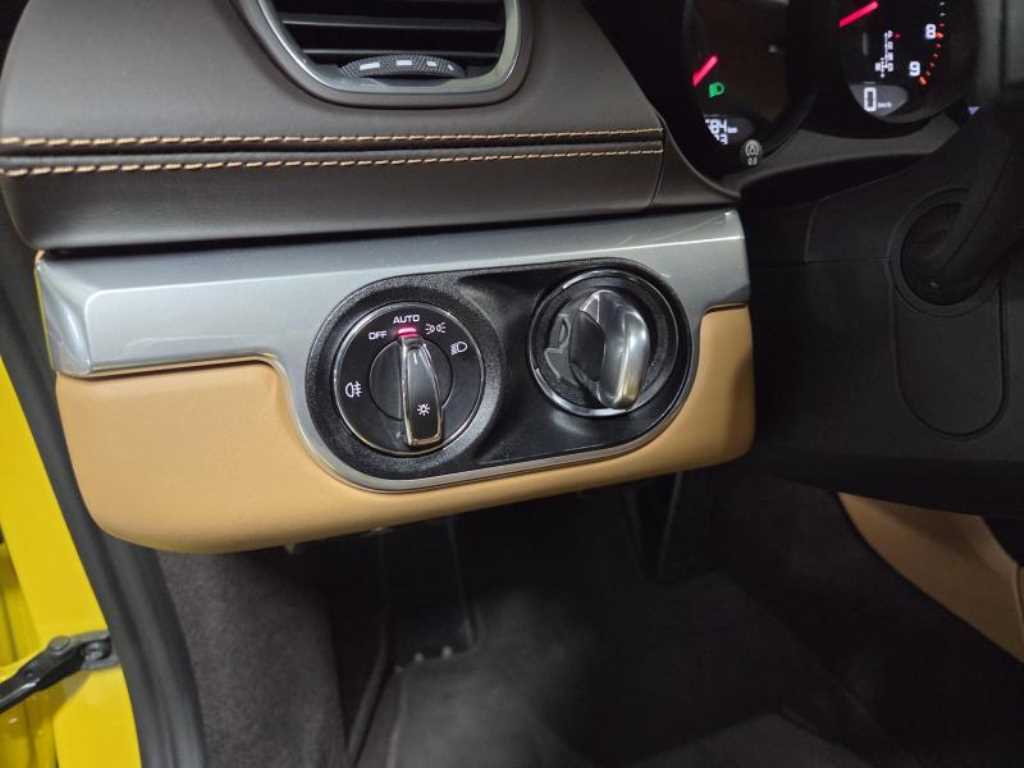 Porsche 718 - Vista 8