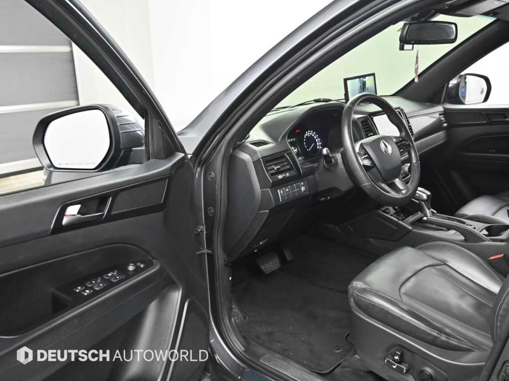 Ssangyong Rexton - Vista 11